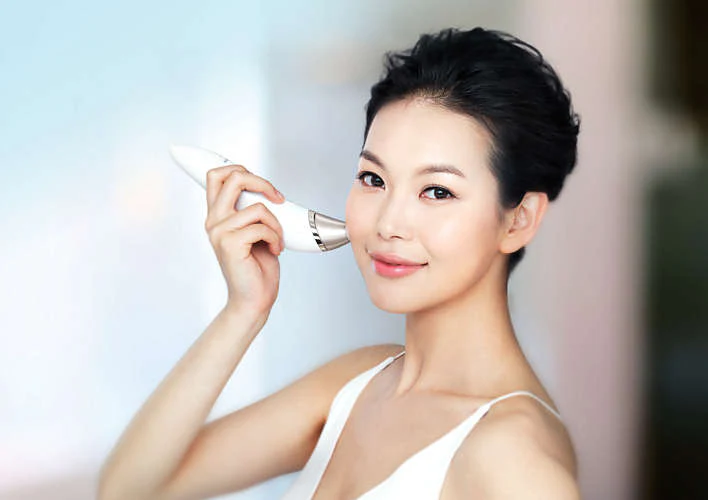 PHILIPS SC6250 VisaCare Microdermabrasion - Even Skin Tone, DualAction, Air Lift & Exfoliation System - Image 3